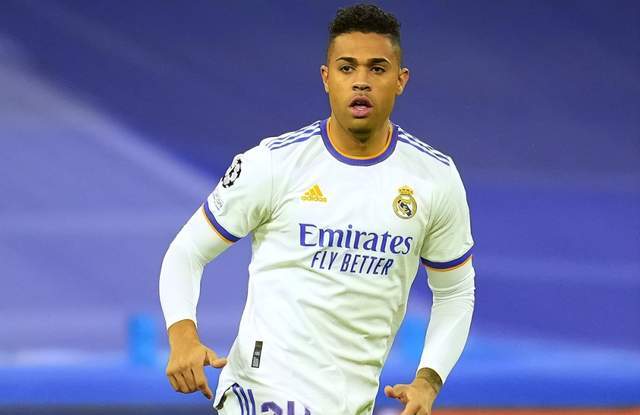 db真人官方网站-身价仅80万!前皇马7号沉沦:西甲10场0球 球队濒临降级区